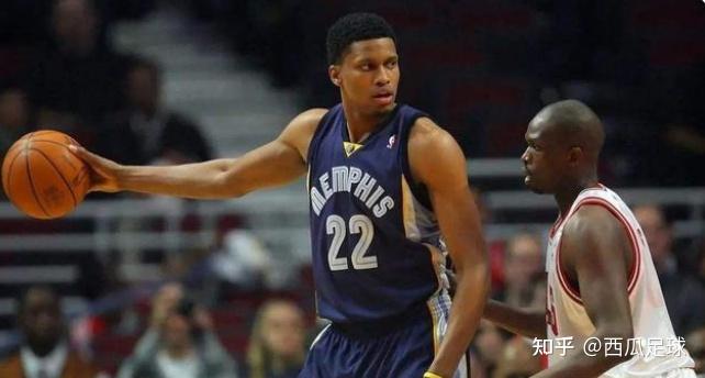 包含Faker在澳大利亚队比赛中回归赛场清晨丹佛掘金回应争议，连对手都承认：孟菲斯灰熊造点机会的词条