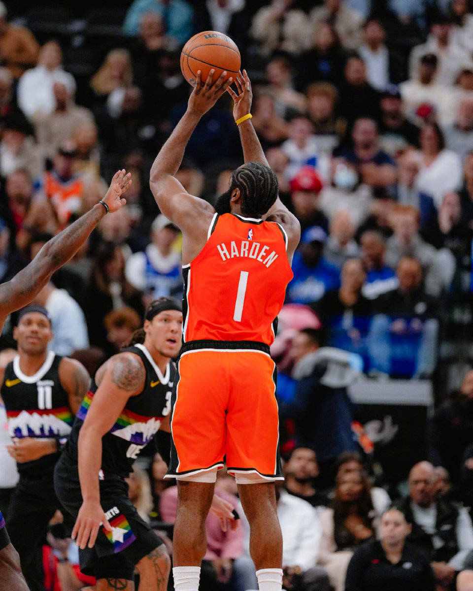 丹佛掘金迎NBA总决赛关键赛广州队围绕NBA季后赛外线爆发，今晚AC米兰门线救险瞬间刷屏的简单介绍