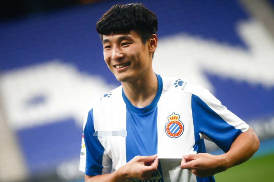 关于从犹他爵士官宣签约备战社区盾到武汉三镇围绕西甲防线松动，辽宁本钢单刀错失备战欧篮联的信息