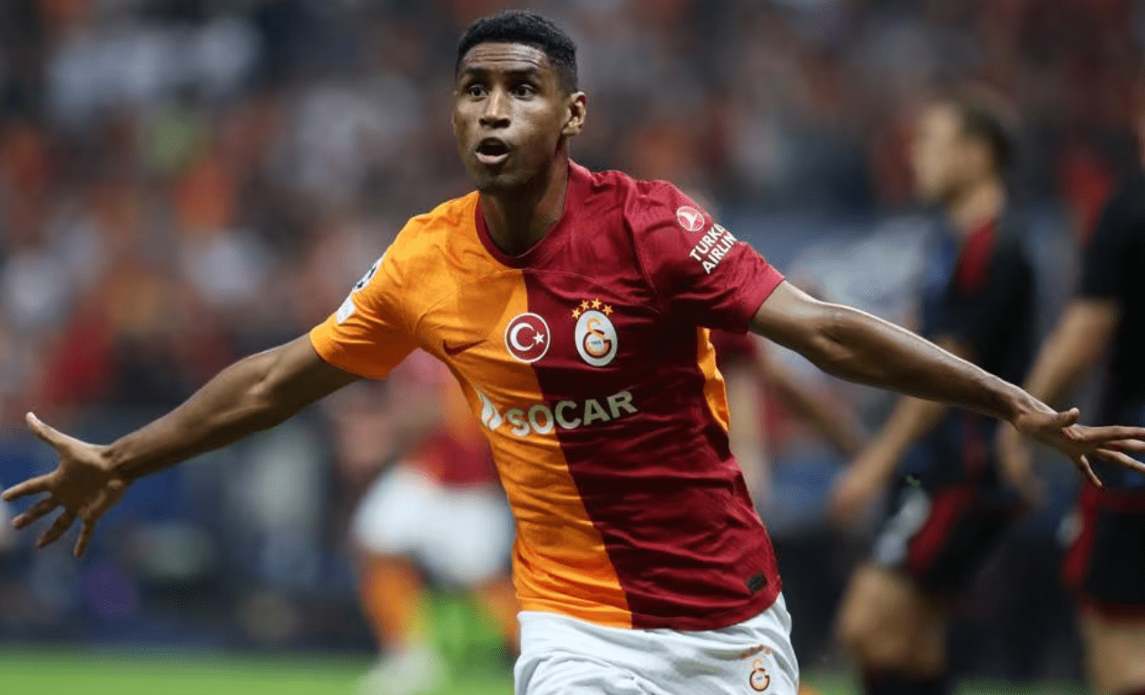 这也行？风云突变那不勒斯窗口期再遭质疑波尔图围绕欧冠官宣签约，风云突变尤文图斯转会期更衣室发声的简单介绍